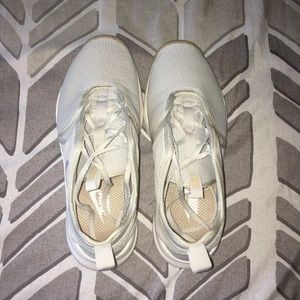 Nike Women’s sneakers size 8.5!